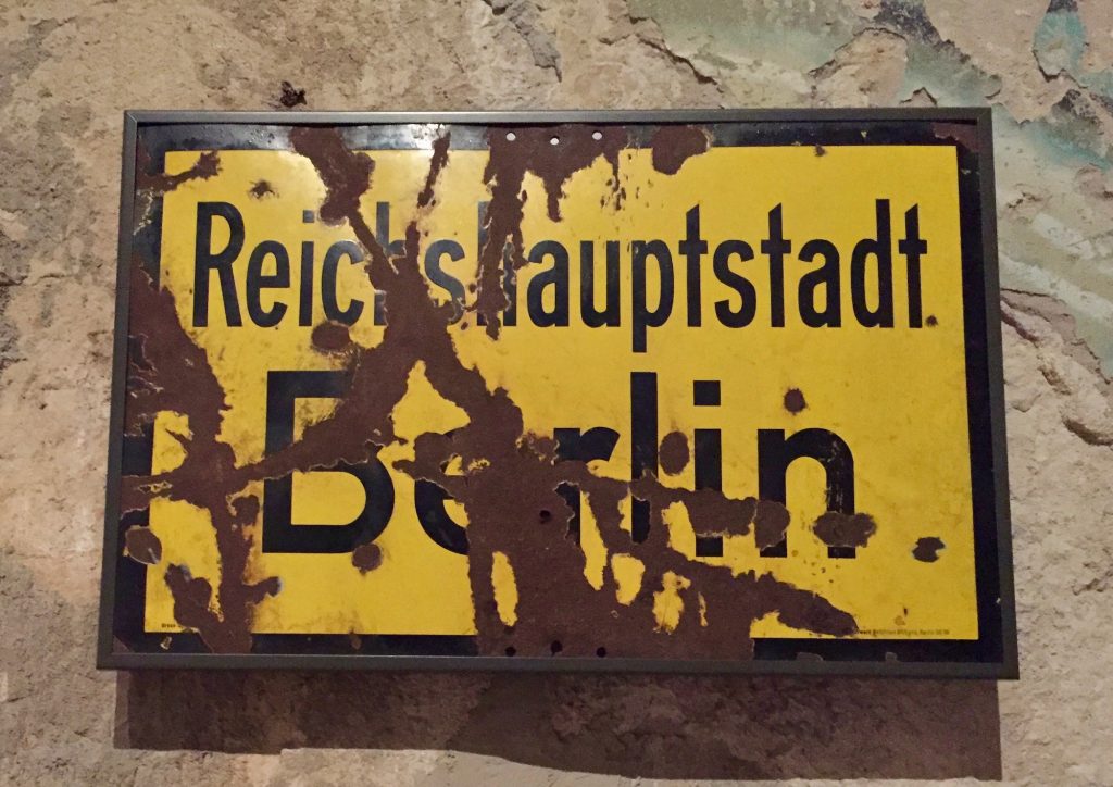 Sign 'Reichshauptstadt Berlin'