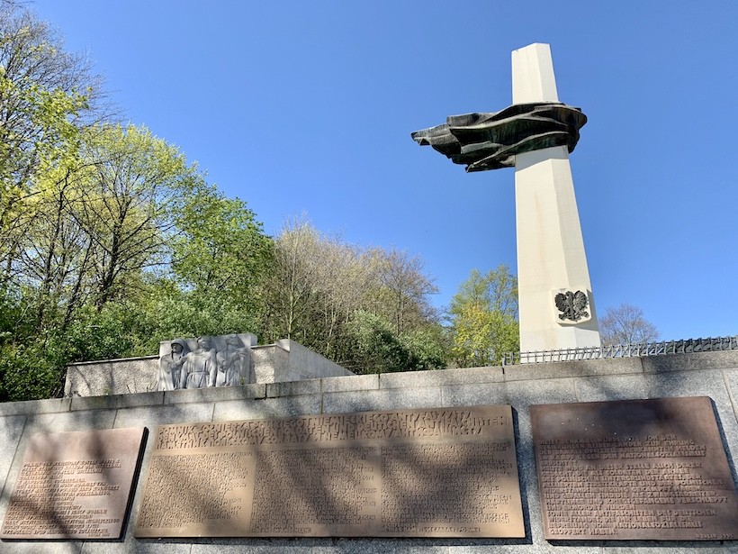Denkmal des polnischen Soldaten und deutschen Antifaschisten, Volkspark Friedrichshain