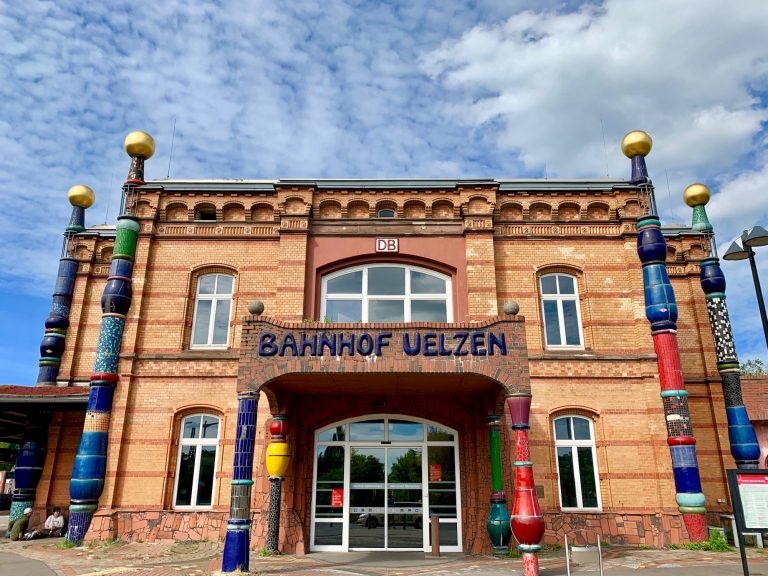 Uelzen railway station / Uelzen Bahnhof