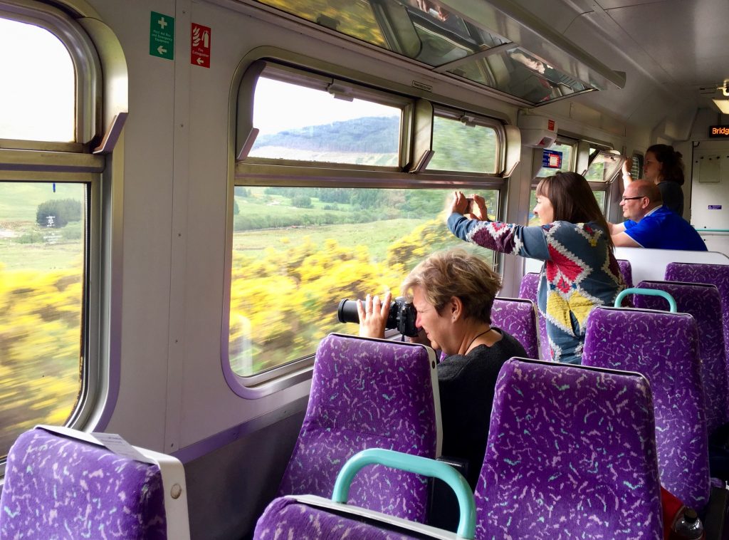 Fotograferen vanuit de trein, West Highlands, Schotland, Scotrail