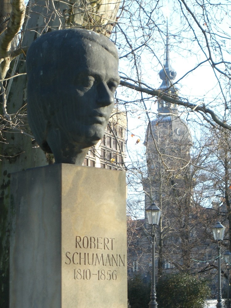 Denkmal Robert Schumann